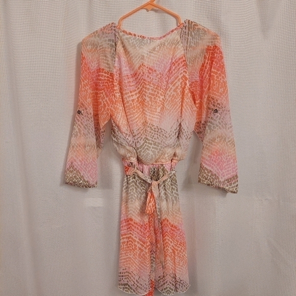 SPEECHLESS dress. Color coral/peach. Animal print chiffon overlay size small - Picture 8 of 8